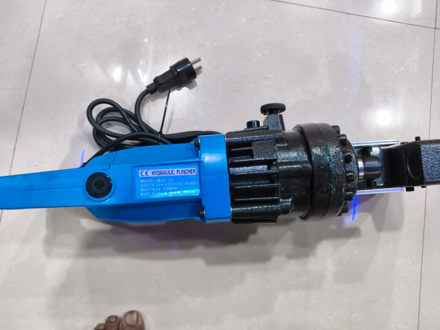 Hydraulic Hole Punching Machine